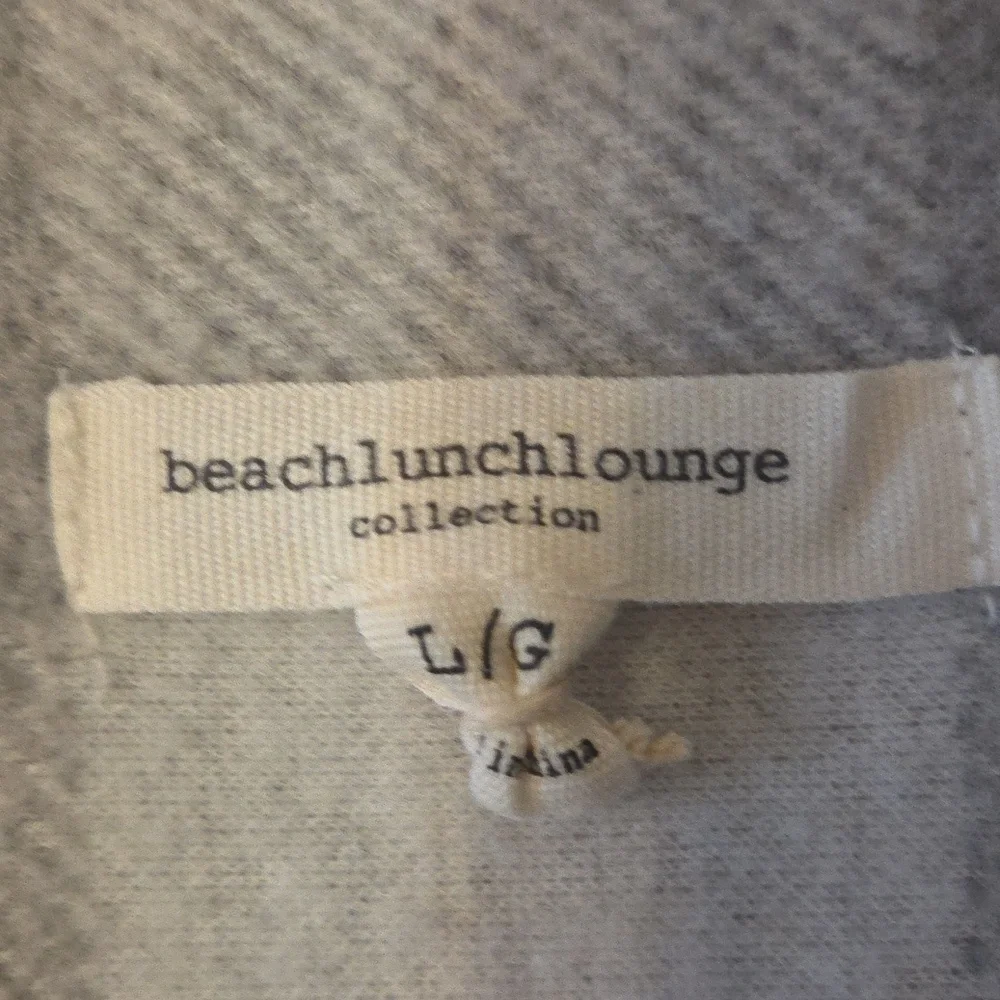beachlunchlounge chic light